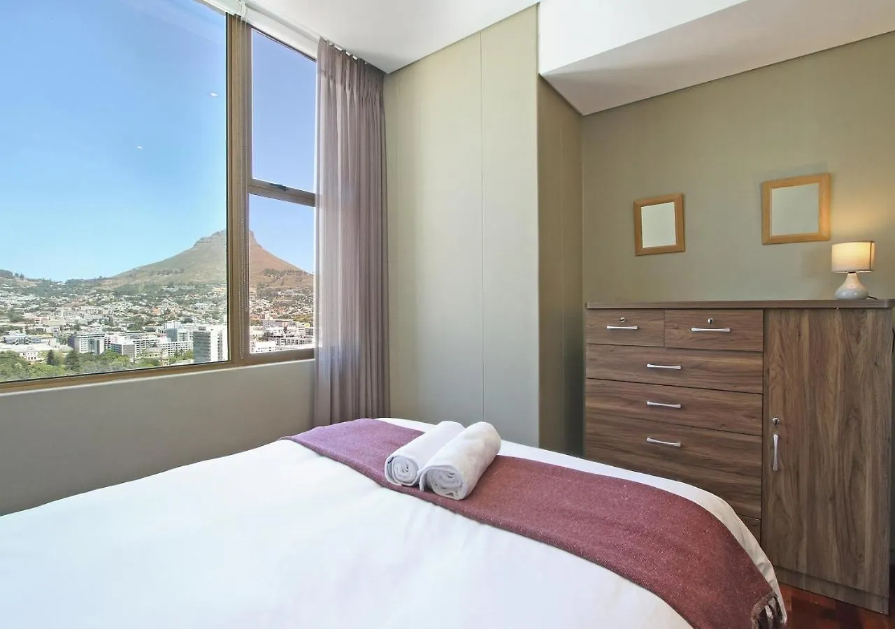 Spacious 3 Bedroom Family Apartment In Cape Town South Africa