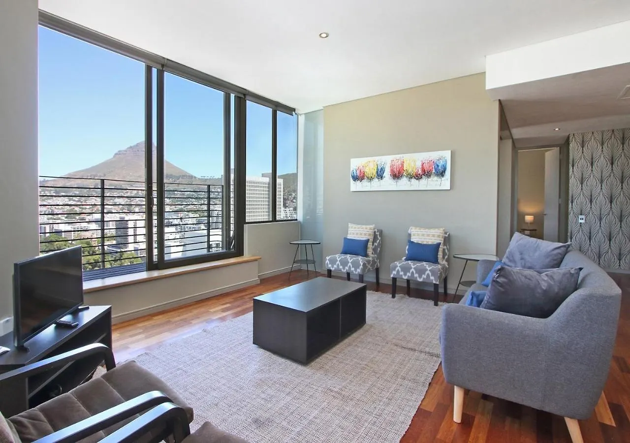 Spacious 3 Bedroom Family Apartment In Cape Town South Africa